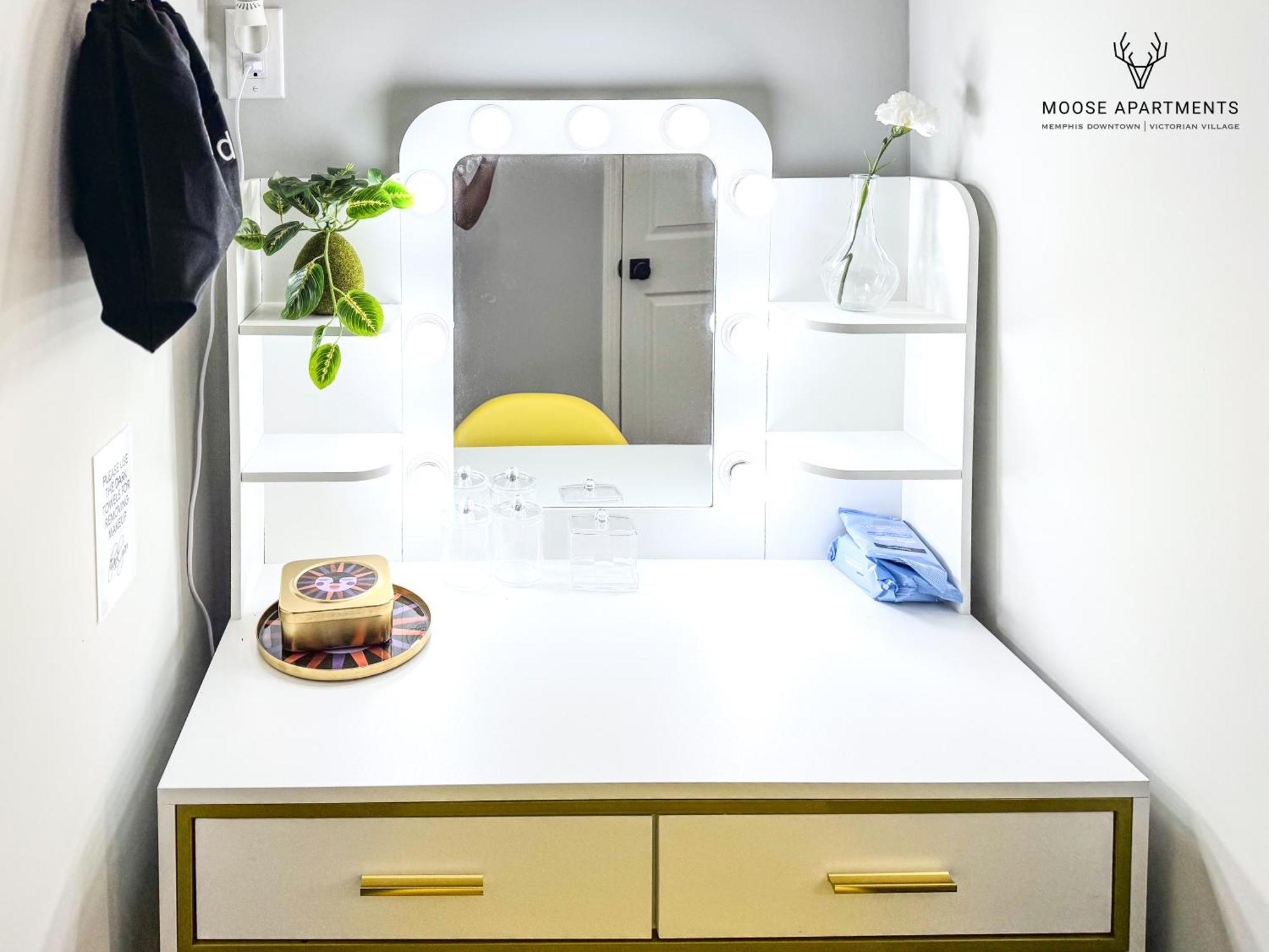 The Moose #9 - Brand New Luxe Modern Loft With Free Parking, King Bed & Fast Wifi Apartment Мемфис Екстериор снимка