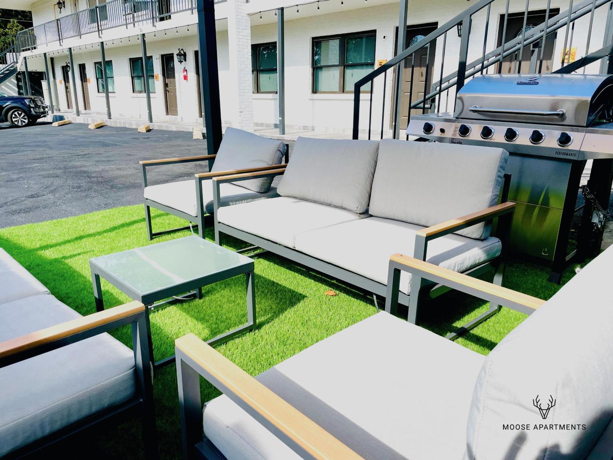 The Moose #9 - Brand New Luxe Modern Loft With Free Parking, King Bed & Fast Wifi Apartment Мемфис Екстериор снимка